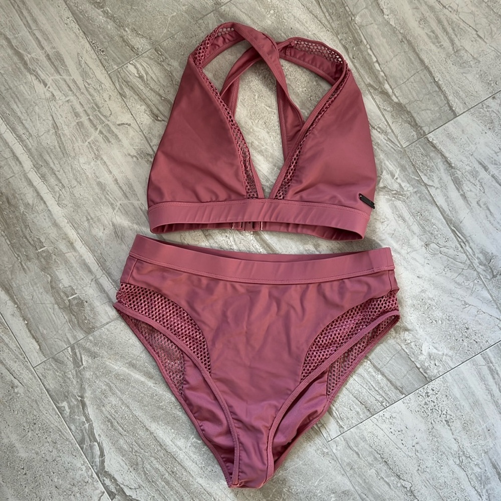 Gymshark women’s swimsuit